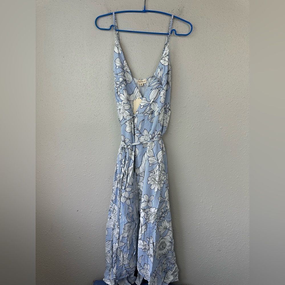 NWT Hem and Thread Women’s Dress